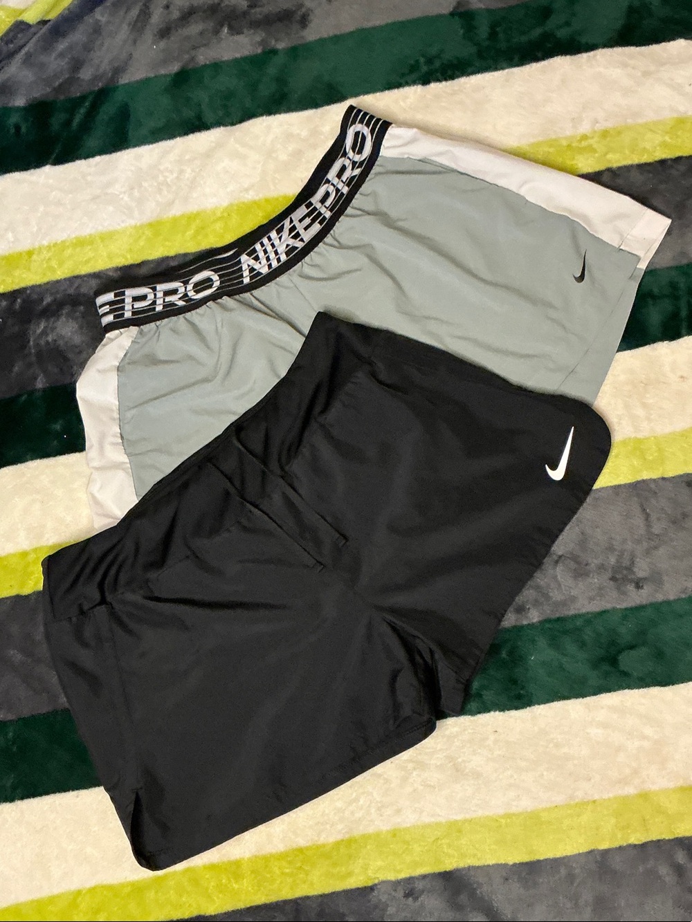 Nike Two-Pair Athletic Shorts Set - Black & Light Gray